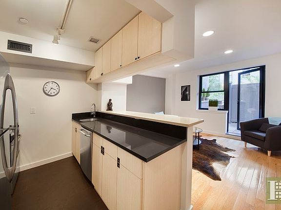 4th image of 2101 8th Ave APT 2C