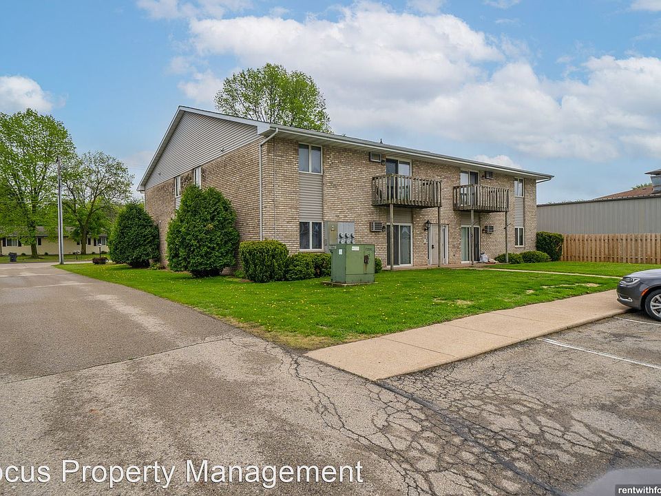 1325 Vandenbroek Rd, Little Chute 1325 Vandenbroek Rd Little Chute WI