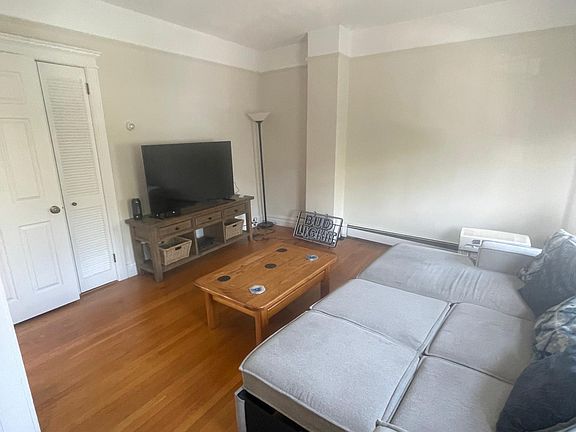 3rd image of 4385 Martha Ave Floor 2