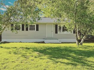 112 E Highland St, Avis, PA 17721