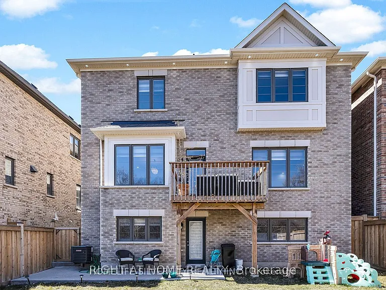 43 Westfield Dr — Photo 11