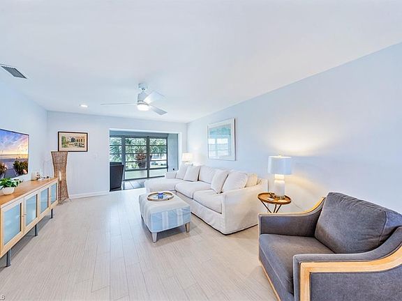 4th image of 315 Saint Andrews BLVD #B35