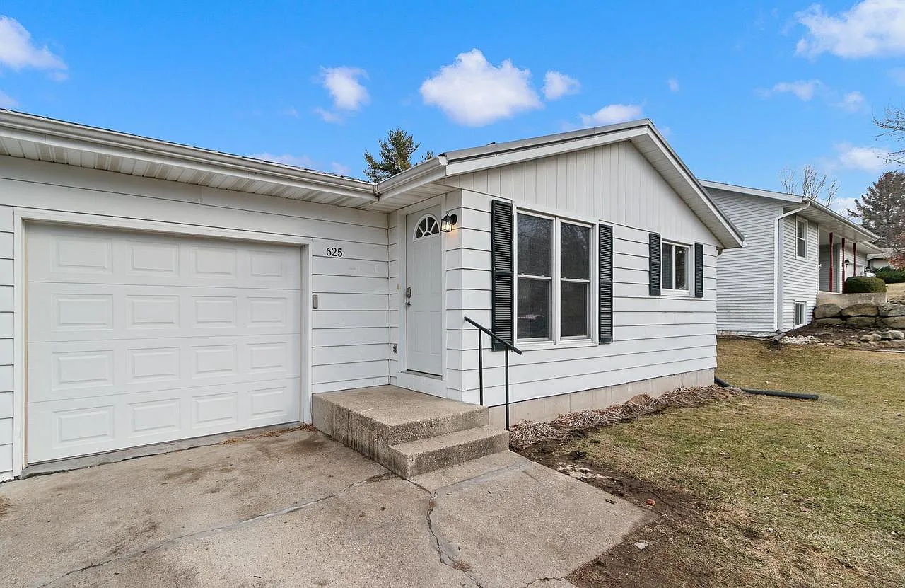 625 Cross Street photo 1