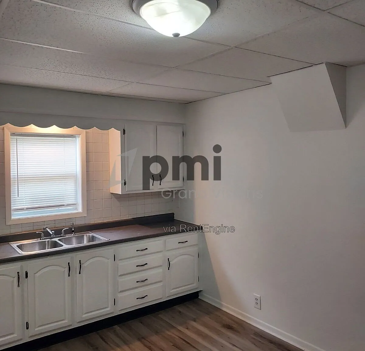 3 bed, 1.0 bath, 1116 sqft, $1,270 — Photo 3