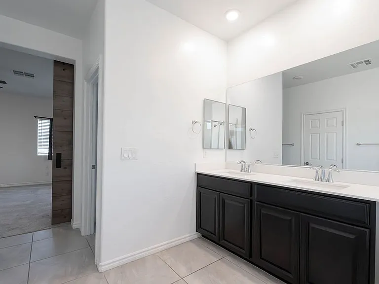7126 Calvert Cliffs St — Photo 26