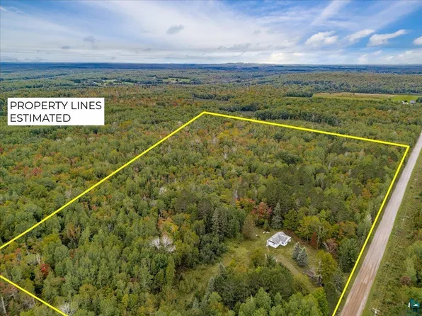 9016 McCamus Rd, Brookston, MN 55711