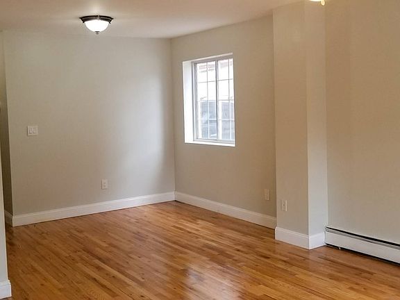5th image of 1051 E 226th St