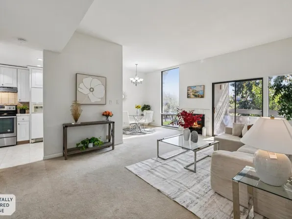 1061 Beach Park Blvd APT 307, Foster City, CA 94404