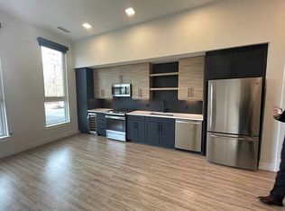 546 Carlton Ave #3, Brooklyn, NY 11238