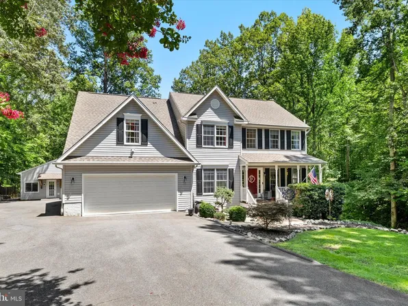 300 Sandy Ridge Rd, Fredericksburg, VA 22405