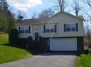 229 Duty Dr, Bluff City, TN 37618