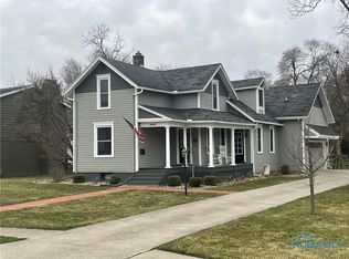 1010 Cherry St, Perrysburg, OH 43551