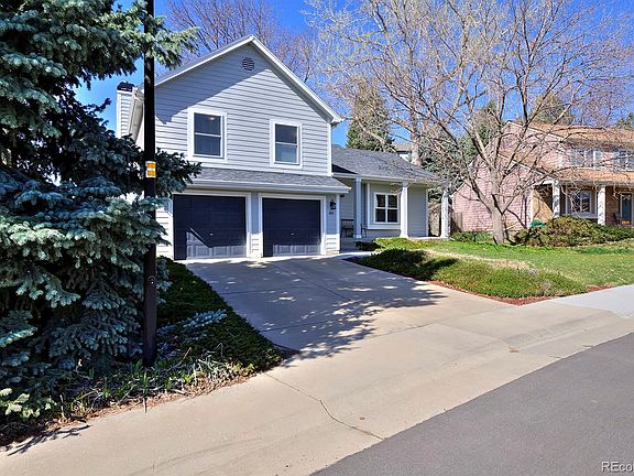 2nd image of 416 Eisenhower Drive