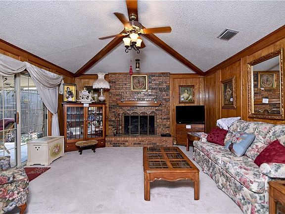 5th image of 4738 Duck Creek Dr