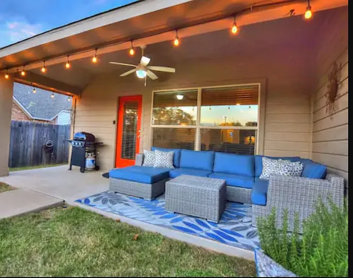 323 Sycamore St — Photo 38