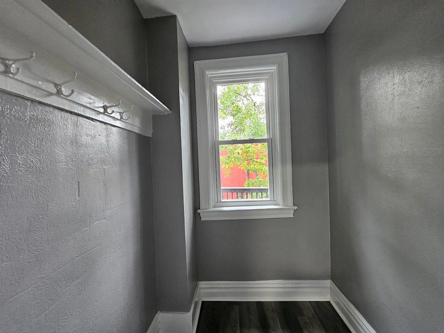 Fully updated 3 Bedroom 1 Bath Apartment for rent in Beechview! — Photo 3