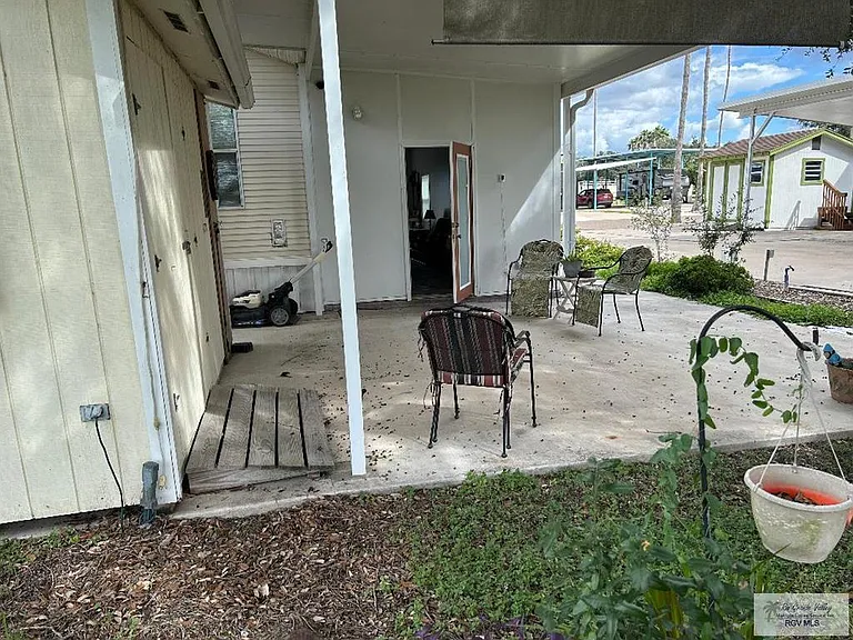 320 Mississippi River Blvd — Photo 8