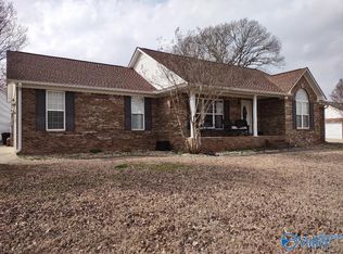 23983 May Ln, Athens, AL 35613