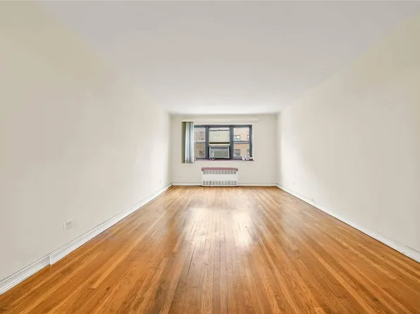 29-50 137th Street #2C, Flushing, NY 11354