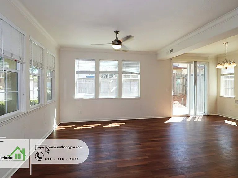 2359 Shining Star Way — Photo 8