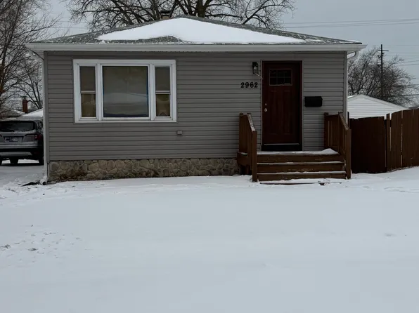 2962 W 19th Pl, Gary, IN 46404