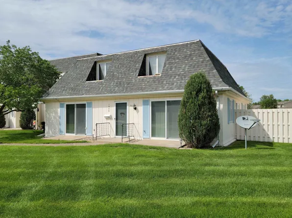 1910 32nd St, Columbus, NE 68601