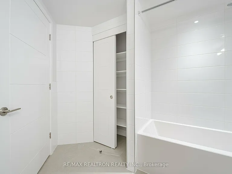 2525 Bathurst St #1101 — Photo 13