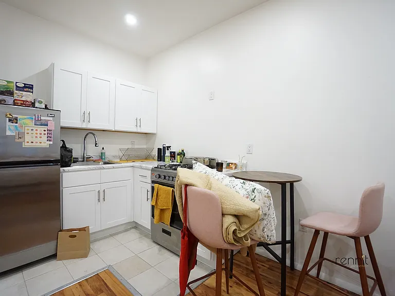 818 Marcy Ave #1A — Photo 4