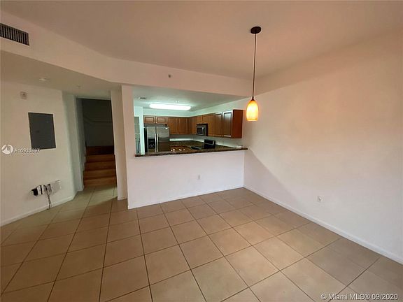 3rd image of 11002 NW 83rd St APT 213