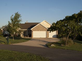 3 Bobolink Ct, O'Fallon, MO 63366