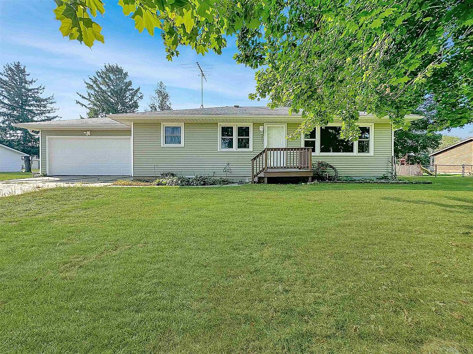 1st image of 207 Hammes Ave