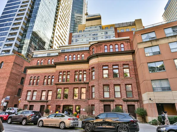 11 Saint Joseph St #602, Toronto, ON M4Y 3G4
