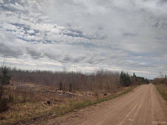 2nd image of S 18th Rd