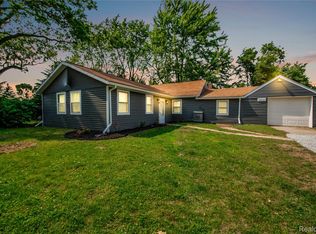 35246 Lewis St, Westland, MI 48185