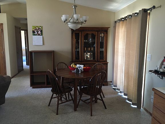 4th image of 107 S Devinshire Ave