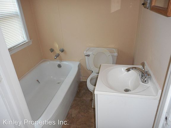 5th image of 2523 Eddington St