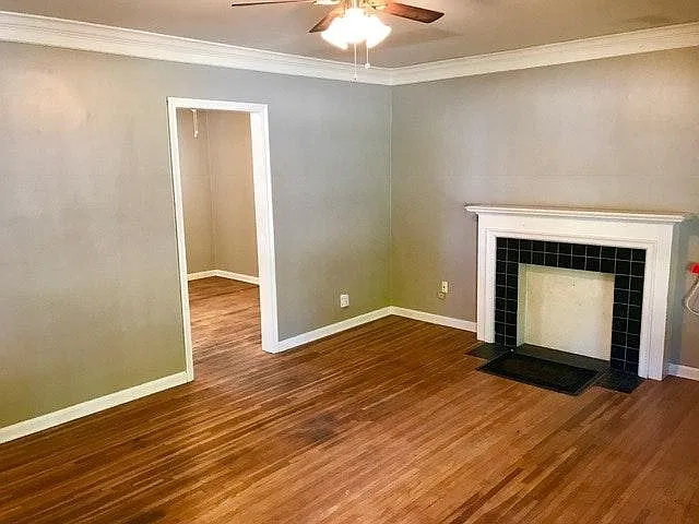 2 bed, 900 sqft, $1,100 — Photo 3
