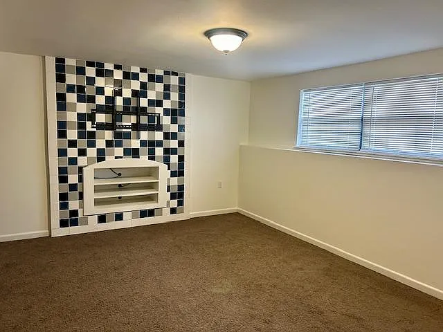 925 Josela Ct — Photo 8