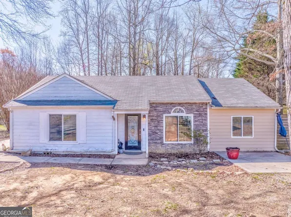 90 Greyland Farm Rd, Crandall, GA 30711