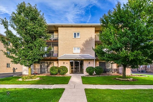 1st image of 17003 Grissom Dr APT 3S
