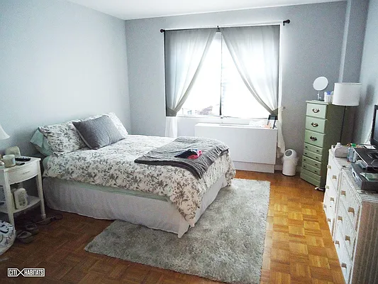 Sold by Citi Habitats | media 13