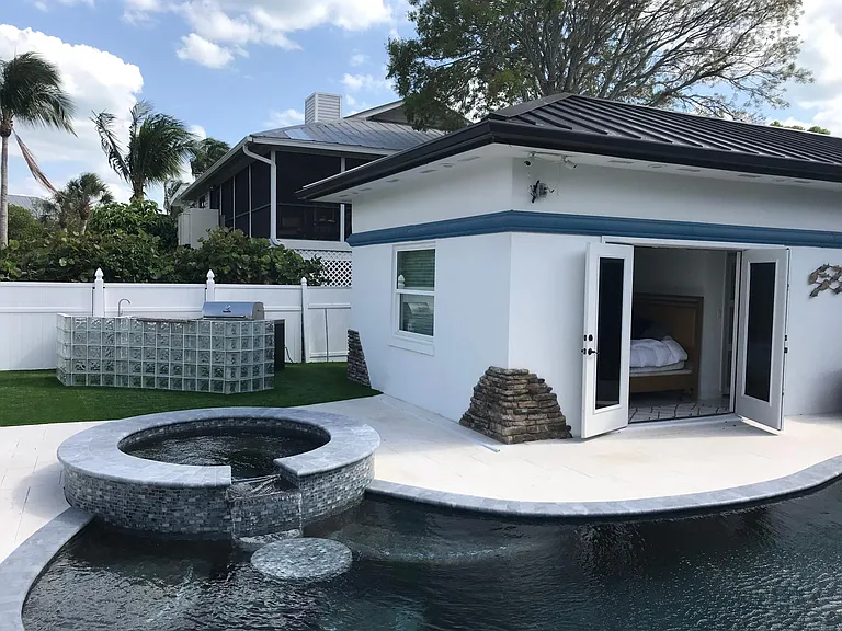 290 Seminole Ave — Photo 21
