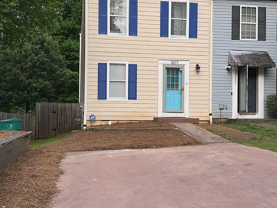 1st image of 1807 Cumberland Valley Pl SE
