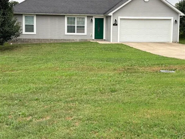 246 Alumni Dr, Elizabethtown, KY 42701