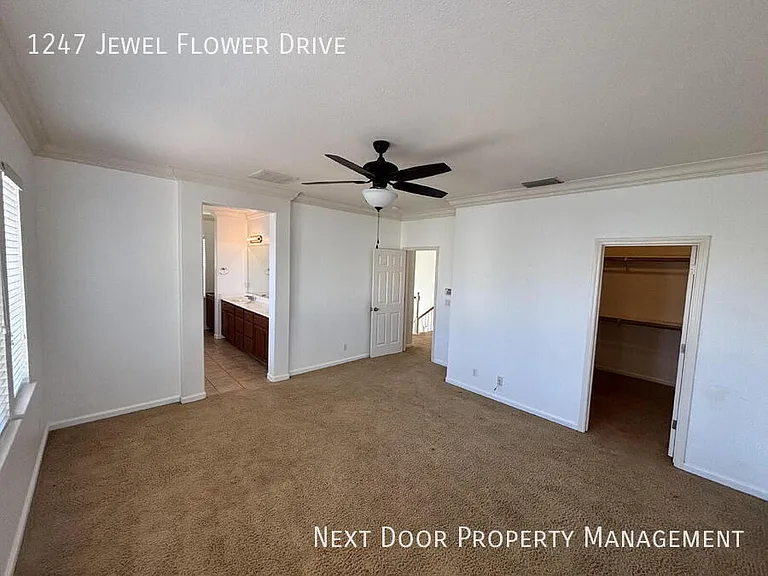 1247 Jewel Flower Dr — Photo 12