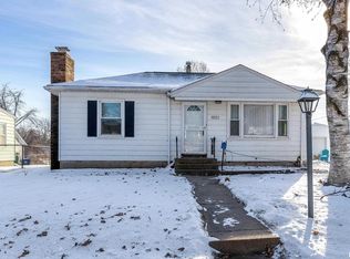 1621 W 37th St, Davenport, IA