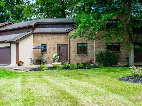 8751 Craigston Ct, Dublin, OH 43017