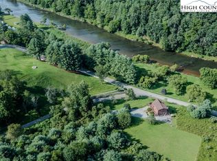 78 Lucy Bell Rd, Crumpler, NC 28617