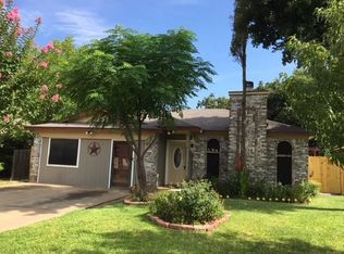 7129 Green Meadow Dr, Fort Worth, TX 76112