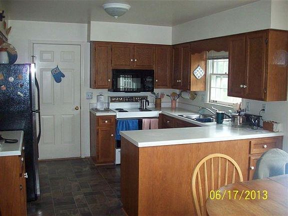 3rd image of 5141 Canter Dr SW
